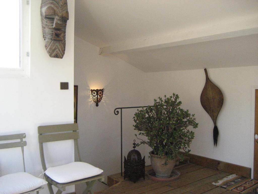 Maison D'Hotes De L'Eveche Vaison-la-Romaine Zimmer foto