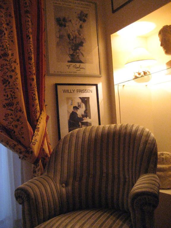 Maison D'Hotes De L'Eveche Vaison-la-Romaine Zimmer foto